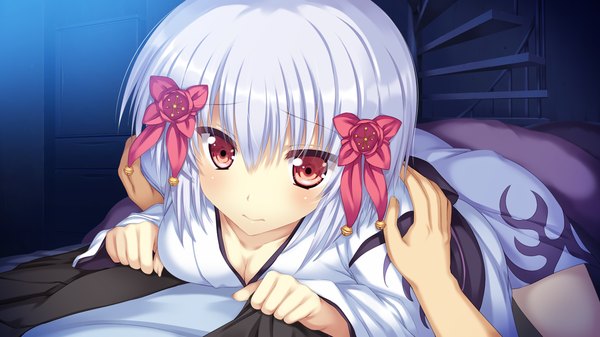 Anime picture 1280x720 with koiken otome looking at viewer short hair wide image game cg white hair lying traditional clothes japanese clothes pink eyes girl hair ornament kimono
