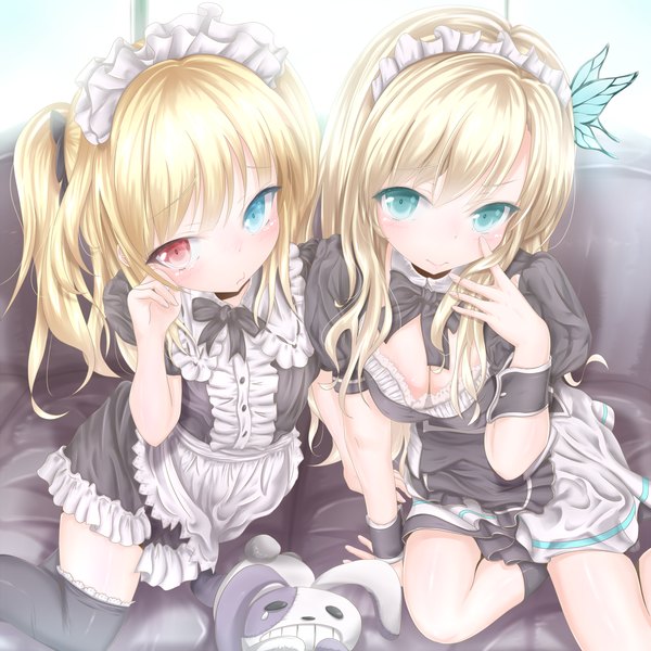 Anime picture 2000x2000 with boku wa tomodachi ga sukunai kashiwazaki sena hasegawa kobato wingheart long hair highres blue eyes light erotic blonde hair multiple girls maid heterochromia lolita fashion akanbe girl thighhighs hair ornament black thighhighs 2 girls butterfly hair ornament