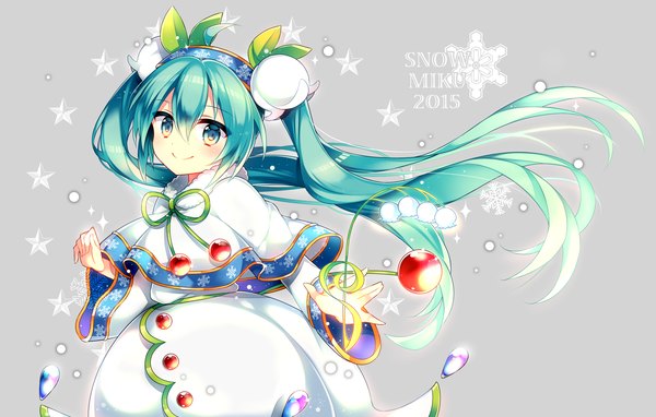 Anime picture 1500x955 with vocaloid hatsune miku yuki miku yuki miku (2015) kurisu sai single long hair looking at viewer simple background smile twintails hair flower aqua eyes aqua hair grey background character names snowflake print 2015 treble clef girl