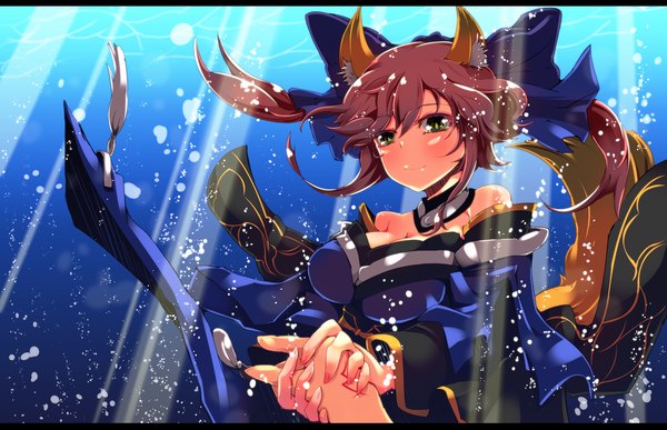 Anime picture 3098x2000 with fate (series) fate/stay night fate/extra studio deen type-moon tamamo (fate) (all) tamamo no mae (fate) shuu tsugi (jyuuji) single blush highres green eyes animal ears absurdres cleavage purple hair sunlight holding hands underwater girl