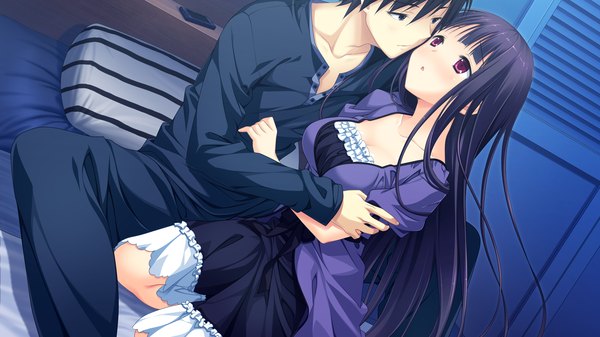 Anime picture 2560x1440 with kanojo to ore to koibito to mihagino ayano marui (koedame) long hair highres short hair black hair red eyes wide image game cg couple girl dress boy bed