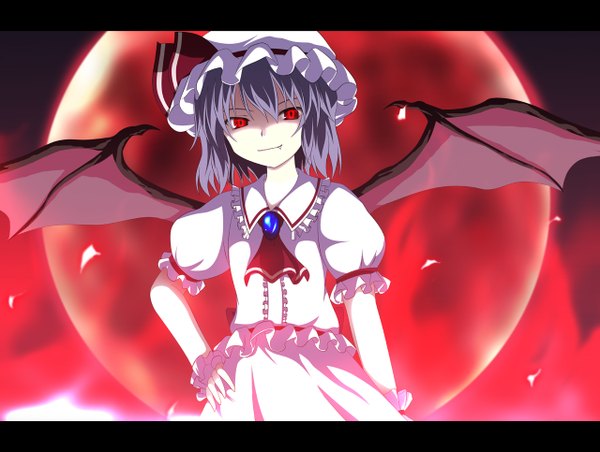 Anime picture 1280x966 with touhou remilia scarlet kuroma (no plan) single short hair smile red eyes grey hair fang (fangs) hand on hip letterboxed vampire red moon girl moon bonnet full moon