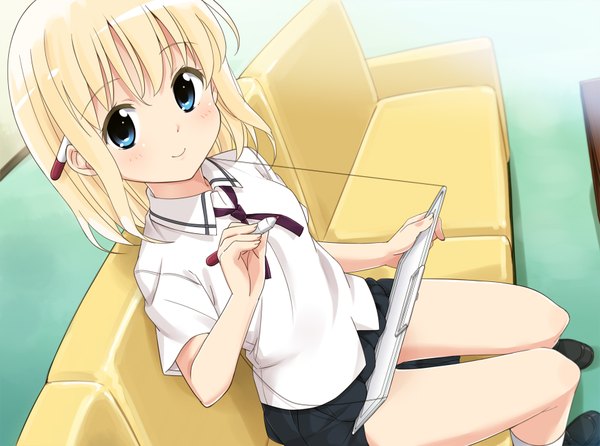 Anime picture 1748x1300 with saki aislinn wishart mousou (mousou temporary) single blush highres short hair blue eyes blonde hair smile sitting looking away from above girl uniform school uniform couch pencil