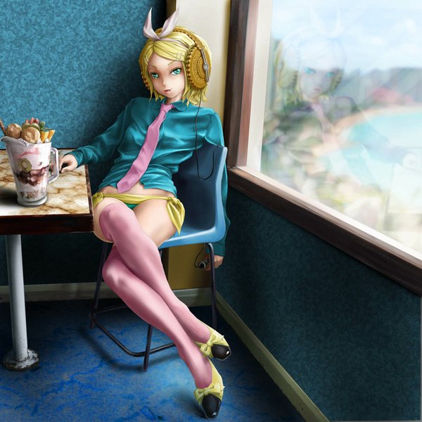 Anime picture 1000x1000 with vocaloid kagamine rin pi (pppppchang) single short hair light erotic blonde hair sitting green eyes aqua eyes lips realistic high heels alternate costume legs crossed legs reflection girl thighhighs hair ornament