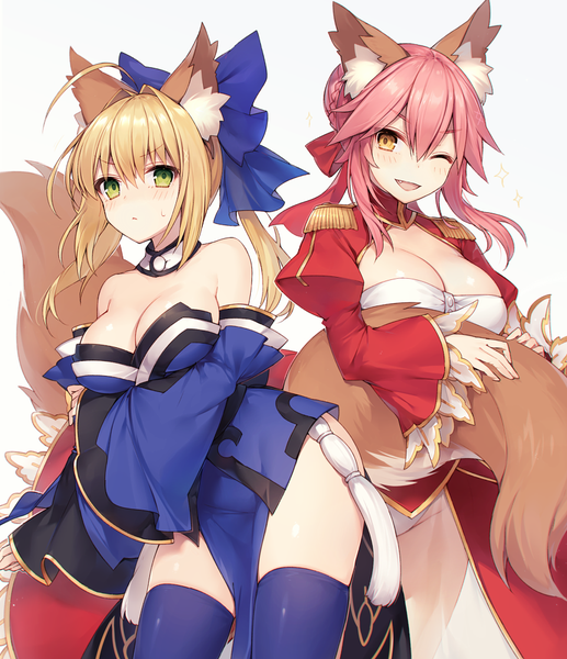 Anime picture 861x1000 with fate (series) fate/extra nero claudius (fate) (all) tamamo (fate) (all) nero claudius (fate) tamamo no mae (fate) muryotaro long hair tall image looking at viewer blush fringe short hair breasts light erotic simple background blonde hair smile hair between eyes large breasts
