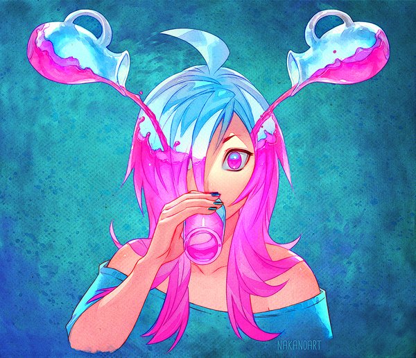 Anime picture 1000x861 with original leona (nakanoart) nakanoart single long hair looking at viewer fringe simple background bare shoulders signed blue hair pink hair upper body ahoge nail polish pink eyes multicolored hair hair over one eye two-tone hair drinking