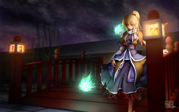 Anime picture 1920x1200 with touhou mizuhashi parsee inaba-usagi single highres short hair blonde hair wide image green eyes pointy ears night girl dress scarf fire lantern bridge soul