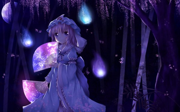 Anime picture 1280x800 with touhou saigyouji yuyuko fromage tart (artist) single short hair wide image purple eyes pink hair night ghost girl dress plant (plants) tree (trees) bonnet fan forest