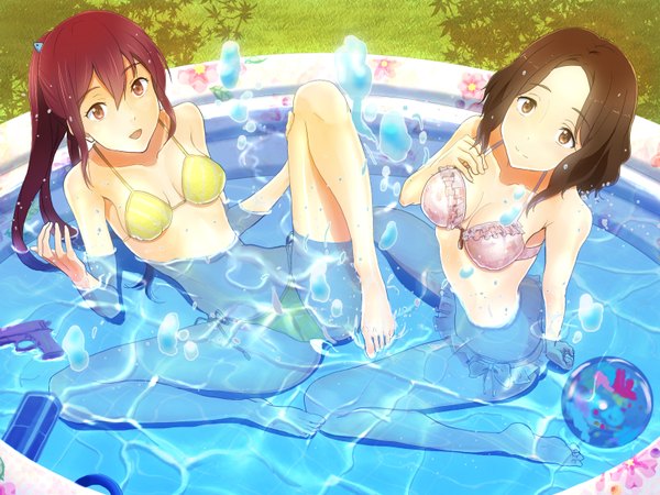 Anime picture 1600x1200 with free! kyoto animation matsuoka gou amakata miho shinkuoh long hair looking at viewer blush short hair open mouth light erotic smile red eyes brown hair bare shoulders multiple girls brown eyes ponytail red hair barefoot