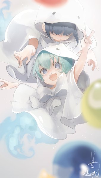 Anime picture 1134x2000 with puyopuyo rei (puyo puyo) yuu (puyo puyo) mizutamari tori tall image short hair open mouth blue eyes signed blue hair eyes closed green hair happy ghost midair girl boy bow hood child (children)