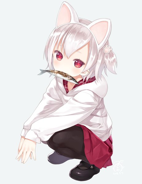 Anime picture 770x1000 with original kaburi chiko capriccio single tall image looking at viewer fringe short hair simple background hair between eyes red eyes holding animal ears silver hair full body bent knee (knees) pleated skirt cat ears mouth hold outstretched arm