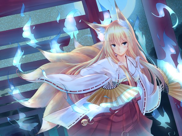 Anime picture 1600x1200 with original second heaven single long hair blush blue eyes blonde hair traditional clothes japanese clothes fox ears fox tail fox girl miko ghost girl fan