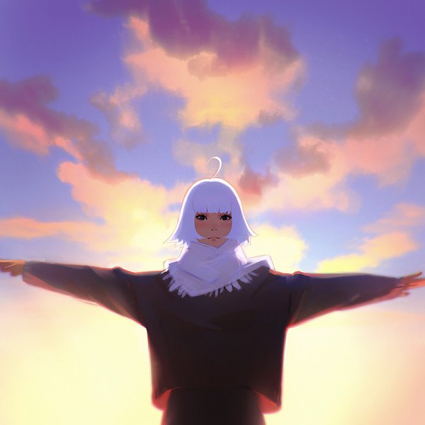 Anime picture 1080x1080 with original ilya kuvshinov single looking at viewer fringe short hair sky cloud (clouds) ahoge upper body white hair blunt bangs black eyes evening sunset spread arms girl scarf sweater