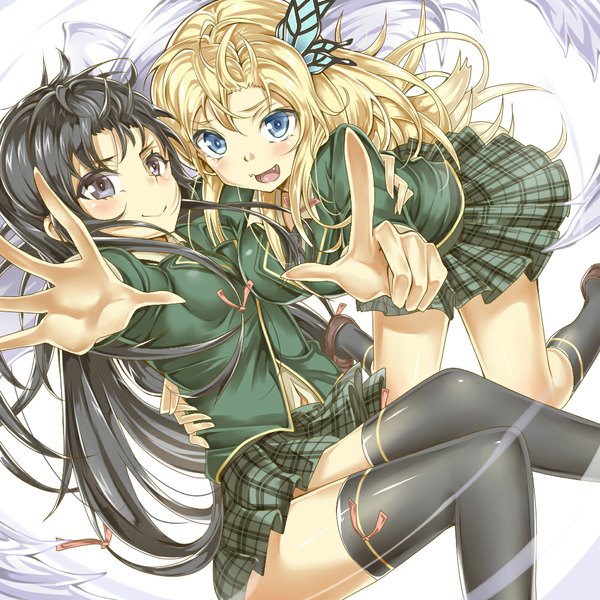 Anime picture 1000x1000 with boku wa tomodachi ga sukunai kashiwazaki sena mikazuki yozora kukkumann long hair blush open mouth blue eyes black hair blonde hair smile multiple girls black eyes girl thighhighs uniform hair ornament black thighhighs 2 girls school uniform