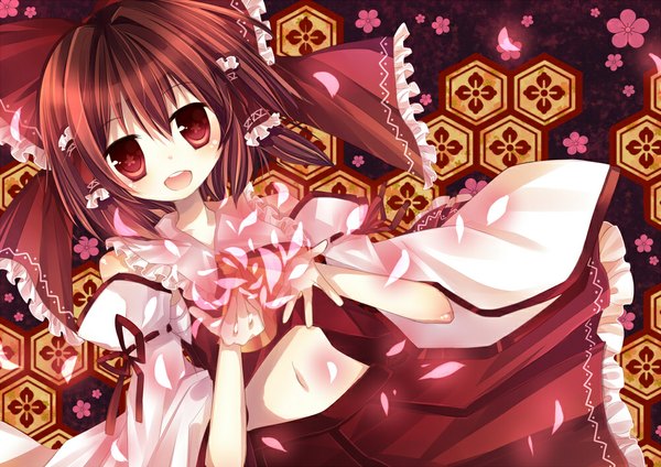 Anime picture 1000x707 with touhou hakurei reimu kusada souta single short hair open mouth red eyes brown hair girl skirt navel flower (flowers) bow hair bow detached sleeves petals skirt set