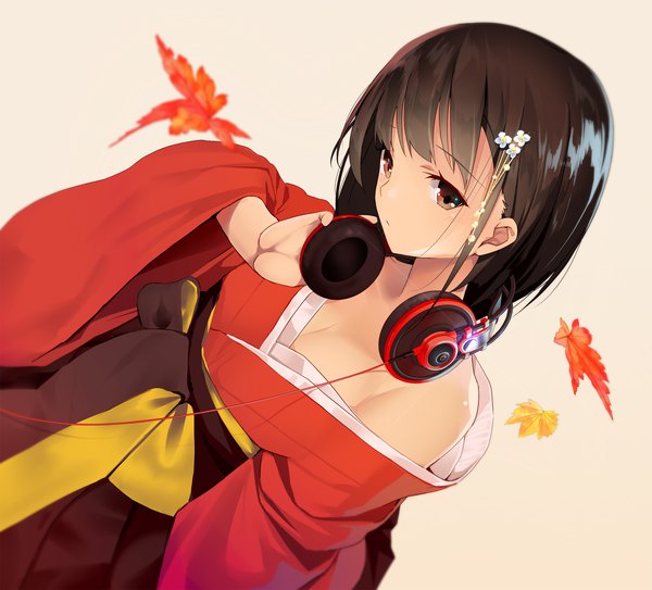 Anime picture 2000x1812 with original machimura komori single highres short hair black hair brown eyes looking away traditional clothes japanese clothes hair flower headphones around neck girl flower (flowers) kimono headphones leaf (leaves) maple leaf hakama