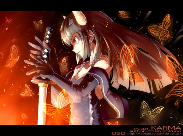 Anime picture 1250x931 with oso (pixiv) single long hair fringe black hair red eyes bare shoulders holding looking away cleavage upper body red hair parted lips head tilt profile multicolored hair horn (horns) wind teeth glowing