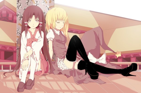 Anime picture 1000x660 with touhou hakurei reimu kirisame marisa viola (seed) long hair blonde hair brown hair sitting multiple girls brown eyes eyes closed traditional clothes legs girl thighhighs dress 2 girls white thighhighs thigh boots witch hat