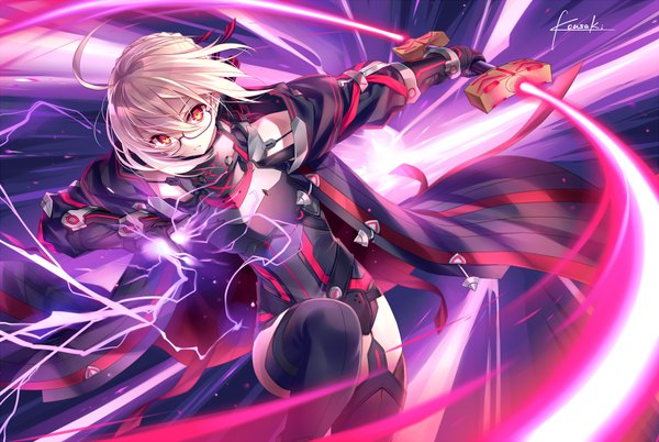 Anime picture 894x600 with fate (series) fate/grand order artoria pendragon (all) mysterious heroine x (alter) (fate) kousaki rui single looking at viewer fringe short hair light erotic blonde hair hair between eyes red eyes signed ahoge bent knee (knees) outstretched arm serious girl weapon