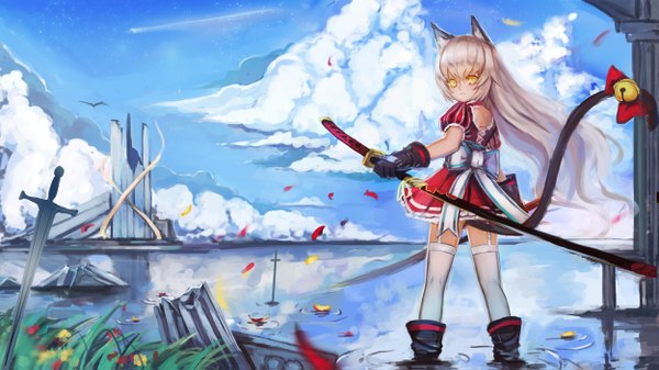 Anime picture 1250x703 with original bn-227 single long hair looking at viewer blush wide image animal ears yellow eyes sky silver hair cloud (clouds) tail animal tail looking back cat ears cat girl cat tail turning head reflection