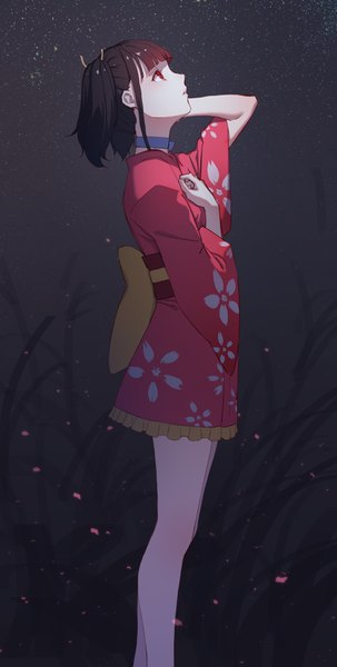 Anime picture 1674x3311 with koutetsujou no kabaneri wit studio mumei (kabaneri) daye bie qia lian single tall image short hair black hair red eyes looking away traditional clothes japanese clothes dark background girl kimono obi