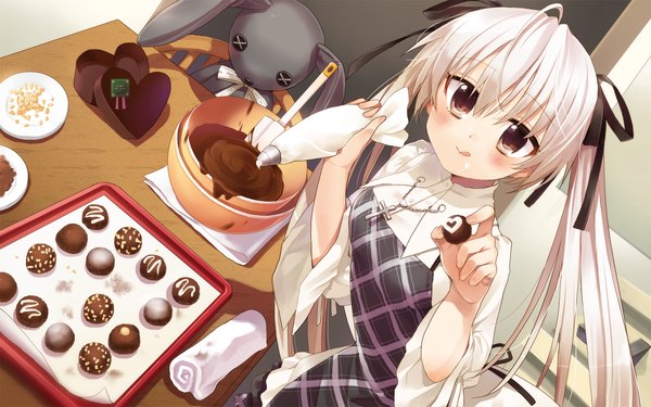 Anime picture 1920x1200 with yosuga no sora kasugano sora chiba sadoru long hair blush highres wide image twintails brown eyes white hair :p cooking girl ribbon (ribbons) hair ribbon food sweets apron toy stuffed animal