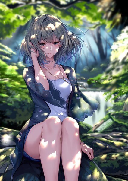 Anime picture 1003x1417 with idolmaster idolmaster cinderella girls takagaki kaede piromizu single tall image blush fringe short hair breasts blue eyes sitting green eyes looking away bent knee (knees) wind lips grey hair sunlight mole