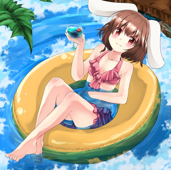 Anime picture 1500x1488 with touhou inaba tewi noa (nagareboshi) single blush short hair light erotic smile red eyes brown hair barefoot bunny ears legs reflection afloat girl swimsuit water food berry (berries)