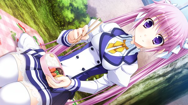 Anime picture 2560x1440 with yaneura no kanojo dp minase (artist) long hair blush highres wide image purple eyes twintails pink hair game cg girl thighhighs uniform school uniform white thighhighs food obento