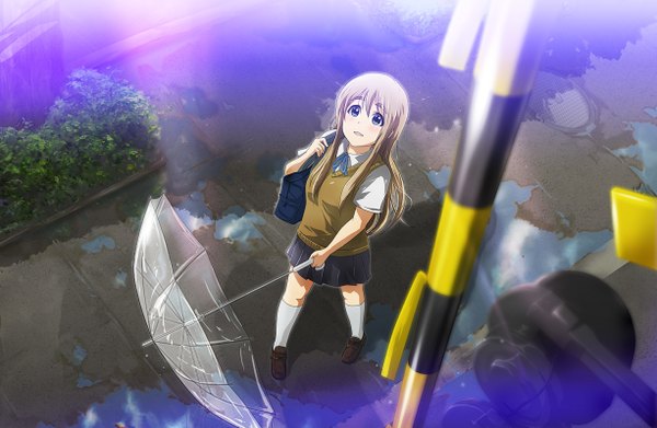 Anime picture 1225x800 with k-on! kyoto animation kotobuki tsumugi blonde hair sunlight girl serafuku umbrella puddle