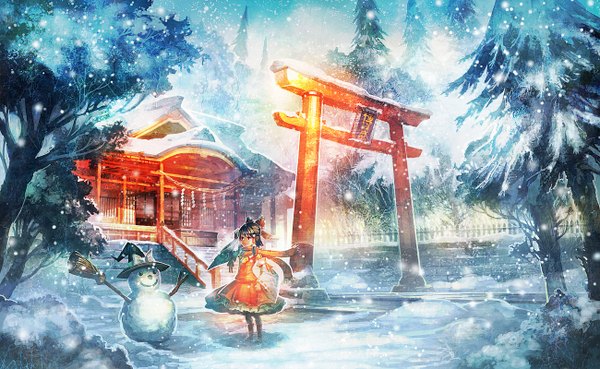 Anime picture 1300x800 with touhou hakurei reimu zounose single short hair smile red eyes wide image brown eyes snowing winter snow cold girl bow plant (plants) hair bow tree (trees) scarf witch hat