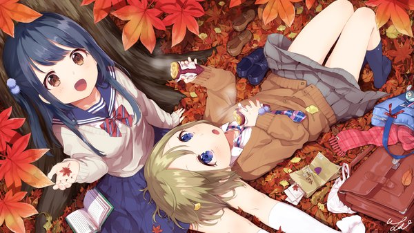 Anime picture 3840x2160 with original pomu (joynet) long hair fringe highres short hair open mouth blue eyes blonde hair hair between eyes wide image multiple girls brown eyes signed blue hair absurdres :d wallpaper no shoes hand on chest
