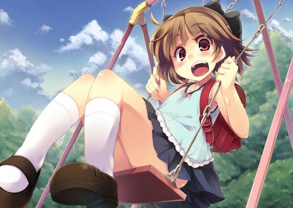 Anime picture 1403x1000 with original soine blush short hair open mouth red eyes brown hair cloud (clouds) loli girl skirt bow hair bow miniskirt shoes school bag swing