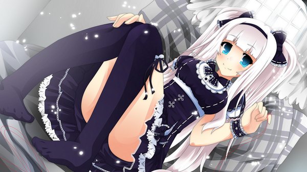 Anime picture 1100x618 with original tsuki--dono single long hair blush blue eyes smile wide image white hair girl thighhighs dress bow black thighhighs hair bow wristlet thread red thread