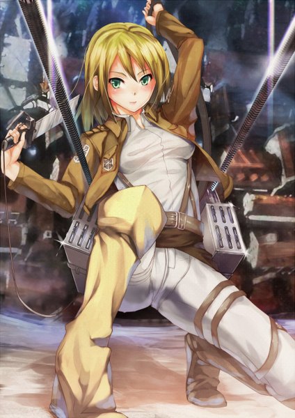 Anime picture 1000x1414 with shingeki no kyojin production i.g krista lenz blackegg (artist) single tall image blush short hair blonde hair holding green eyes light smile open clothes open jacket dual wielding girl weapon sword boots belt