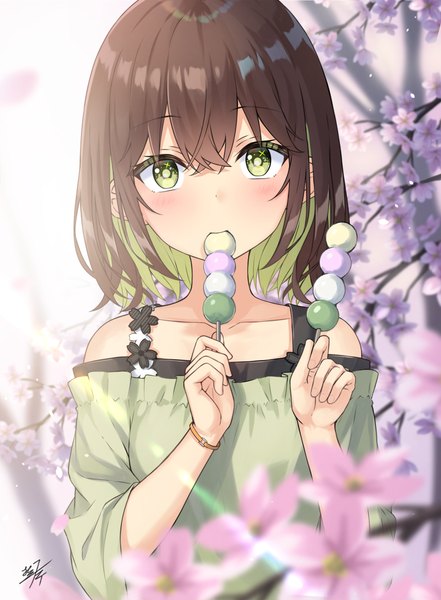 Anime picture 976x1328 with original miko fly single tall image looking at viewer blush fringe short hair hair between eyes brown hair green eyes upper body multicolored hair green hair cherry blossoms colored inner hair eating spring girl flower (flowers)