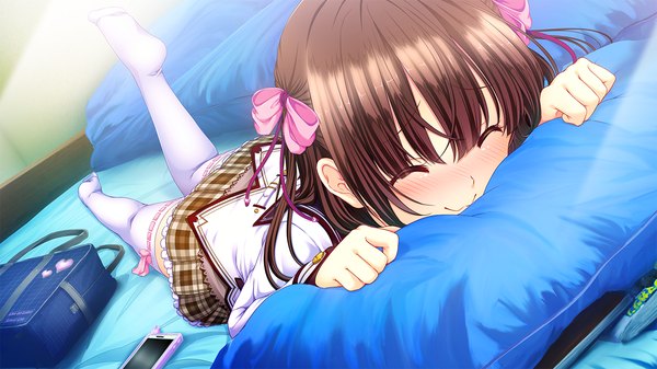 Anime picture 1280x720 with ren'ai phase nironiro usume shirou single long hair blush fringe smile brown hair wide image game cg lying eyes closed no shoes zettai ryouiki plaid skirt happy on stomach leg lift (legs lift) ^ ^