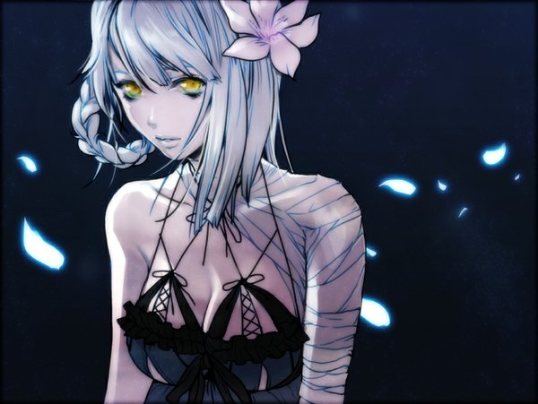 Anime picture 900x677 with nier kaine (nier) yurizuka single looking at viewer short hair breasts simple background bare shoulders yellow eyes silver hair braid (braids) hair flower single braid dark background close-up girl hair ornament flower (flowers) petals
