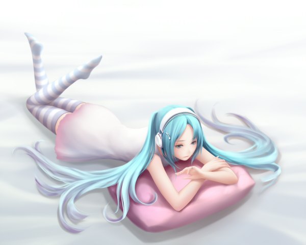 Anime picture 1200x960 with vocaloid hatsune miku yori (shitsuon) single long hair simple background twintails lying aqua eyes aqua hair grey background girl thighhighs dress hair ornament hairclip headphones pillow striped thighhighs musical note