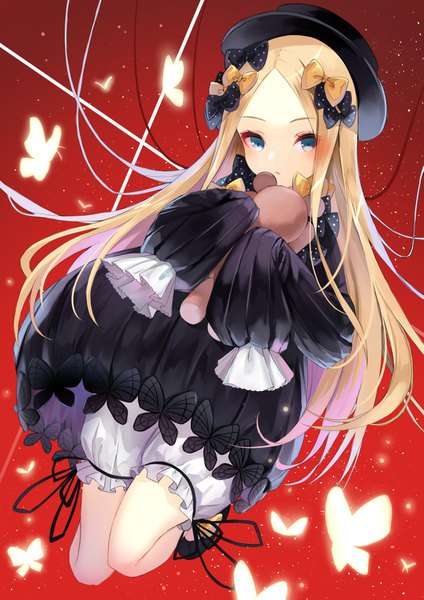Anime picture 1061x1500 with fate (series) fate/grand order abigail williams (fate) amahara pekozaemon single long hair tall image blush fringe blue eyes blonde hair holding full body sleeves past wrists red background polka dot lolita fashion :< girl dress
