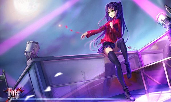 Anime picture 1600x959 with fate (series) fate/stay night type-moon toosaka rin wangchuan de quanyan single long hair wide image sitting green eyes signed looking away purple hair pleated skirt logo girl thighhighs skirt black thighhighs miniskirt