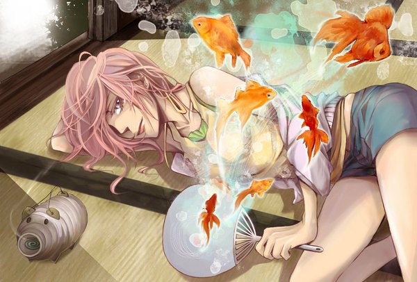 Anime picture 1144x775 with vocaloid megurine luka zlich single long hair looking at viewer fringe smile pink hair lying pink eyes alternate costume girl earrings shorts fish (fishes)