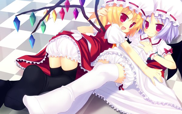Anime picture 1000x625 with touhou flandre scarlet remilia scarlet meito (maze) blush short hair open mouth light erotic blonde hair red eyes wide image multiple girls purple hair legs girl thighhighs dress bow black thighhighs 2 girls