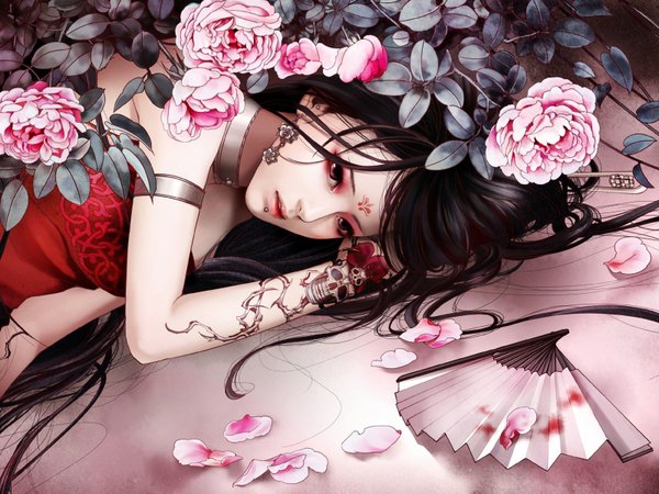 Anime picture 1600x1200 with jianxia qingyuan 3 zhang xiao bai single long hair blush black hair red eyes realistic tattoo piercing girl dress flower (flowers) earrings petals rose (roses) red dress fan skull