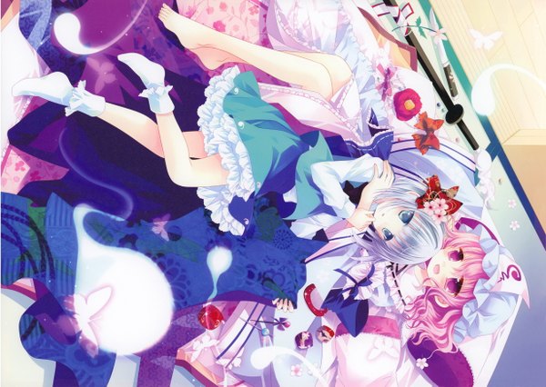 Anime picture 2464x1750 with touhou konpaku youmu saigyouji yuyuko sakurazawa izumi hinayuki usa highres short hair open mouth smile multiple girls pink hair silver hair pink eyes barefoot on back silver eyes girl hair ornament 2 girls hat