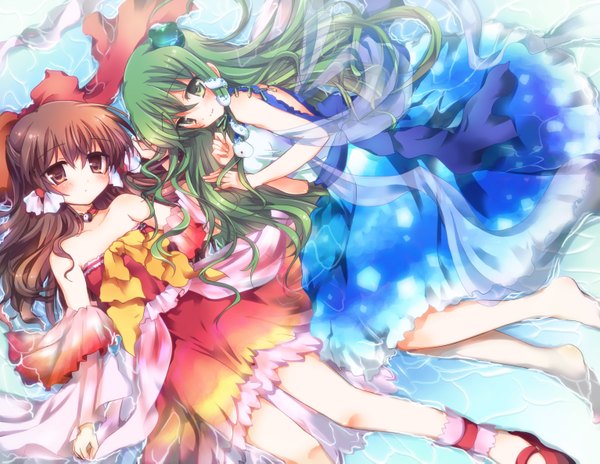 Anime picture 1534x1187 with touhou hakurei reimu kochiya sanae hizukiryou (artist) long hair blush brown hair bare shoulders multiple girls brown eyes green eyes green hair girl bow 2 girls hair bow hair tubes snake