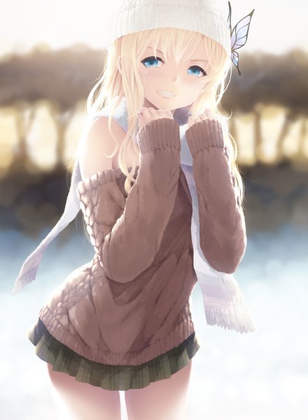 Anime picture 1200x1636 with boku wa tomodachi ga sukunai kashiwazaki sena cait single long hair tall image looking at viewer blush fringe blue eyes blonde hair smile hair between eyes outdoors pleated skirt sunlight blurry teeth grin sleeves past wrists