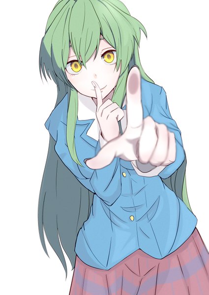 イラスト 2507x3541 と jitsu wa watashi wa shiragami youko ねまき ソロ 長髪 長身像 カメラ目線 赤面 前髪 highres simple background 笑顔 白背景 黄色眼 pleated skirt green hair blurry finger to mouth pointing pointing at viewer