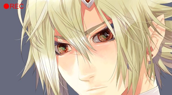 Anime picture 1400x775 with macross macross frontier brera sterne tagme (artist) short hair blonde hair red eyes wide image pointy ears grey background close-up recording boy