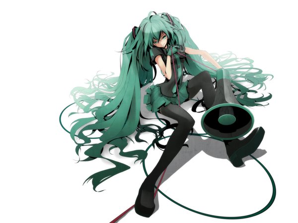 Anime picture 1600x1200 with vocaloid koi wa sensou (vocaloid) hatsune miku plastick single simple background smile white background twintails very long hair aqua eyes aqua hair girl thighhighs skirt gloves boots megaphone